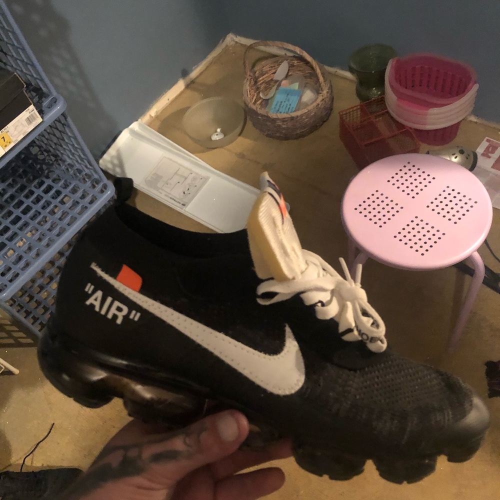 Nike vapor max off white edition